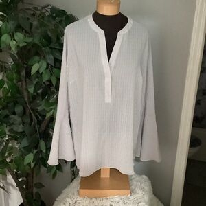 Simply Vera Vera Wang Woman’s XXL long bell sleeve pullover blouse NWT w…
